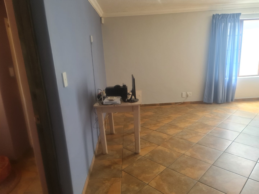 4 Bedroom Property for Sale in Safari Gardens North West